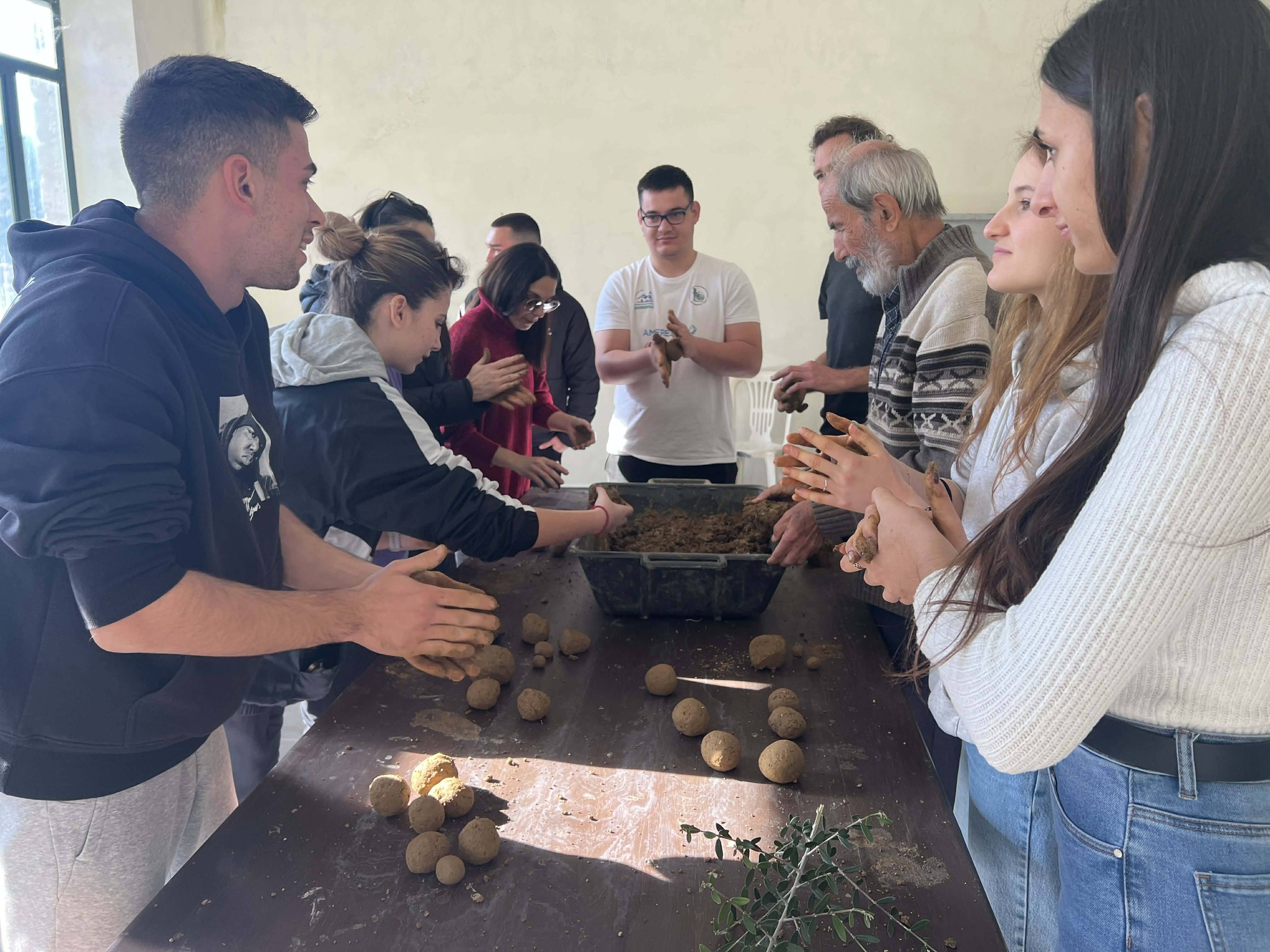 597398845 1312194224044669 7473818368128562340 n